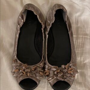 The Flexx brand Elegant Metallic Ballet Flats 10B